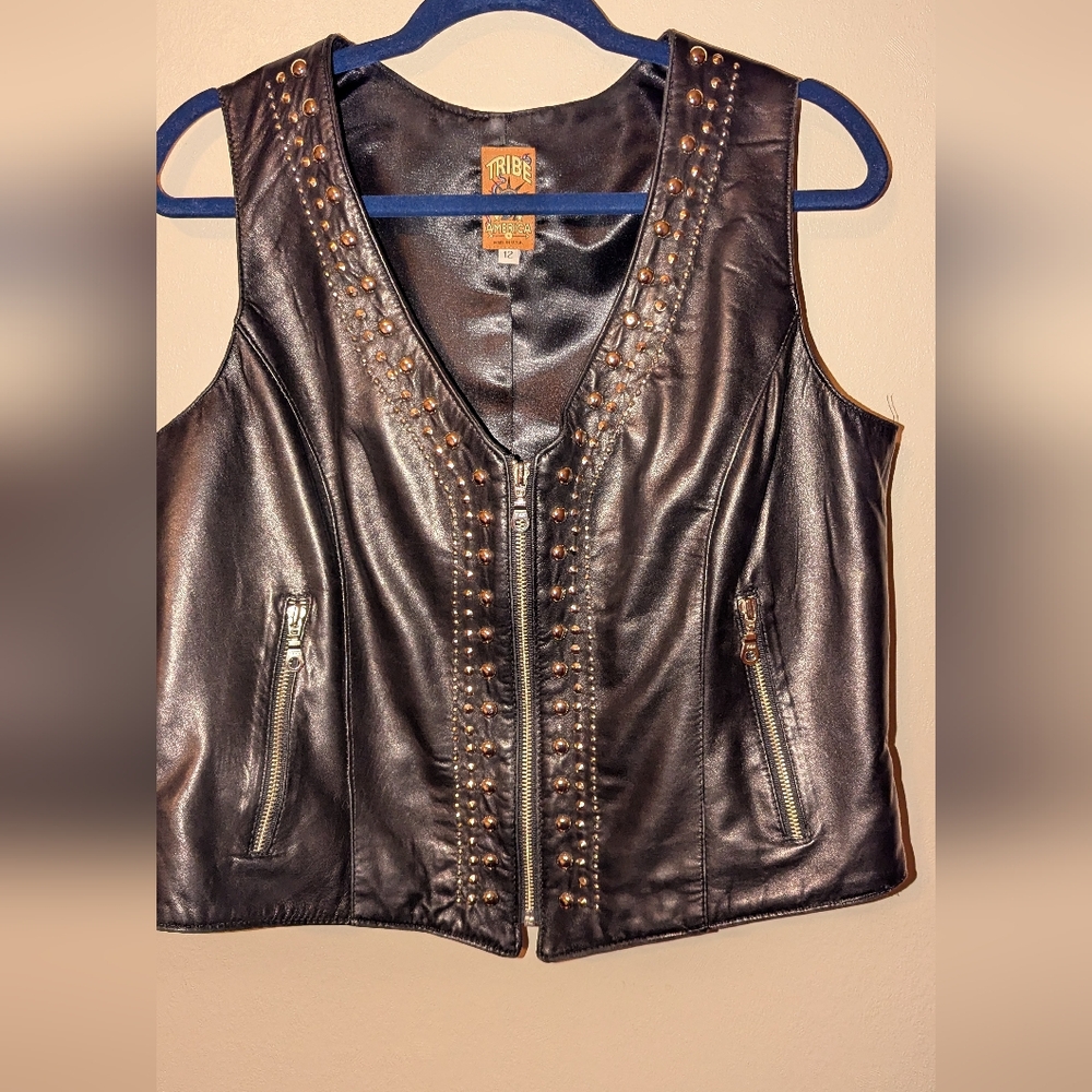 Tribe America Leather Vest Biker Moto Western Studded Size 12 Black Silver EUC